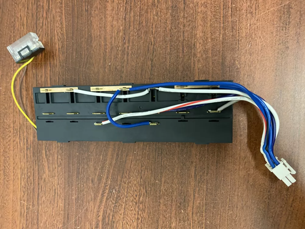 Whirlpool W10424366 Refrigerator Dispenser Control Board AZ51039 | BK1833