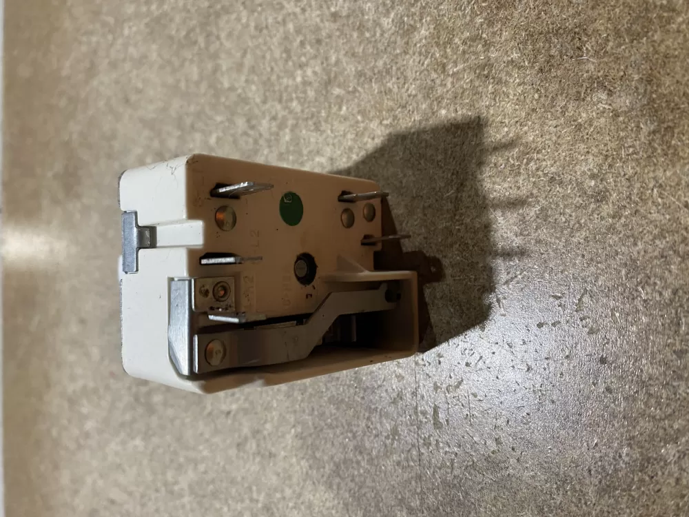 Hotpoint Kenmore WB24T10027 Americana Ran Switch AZ75076 | BK1575