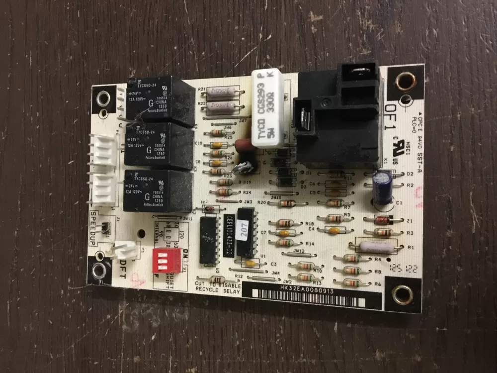Carrier  Bryant CEBD430433-09A Furnace Control Board