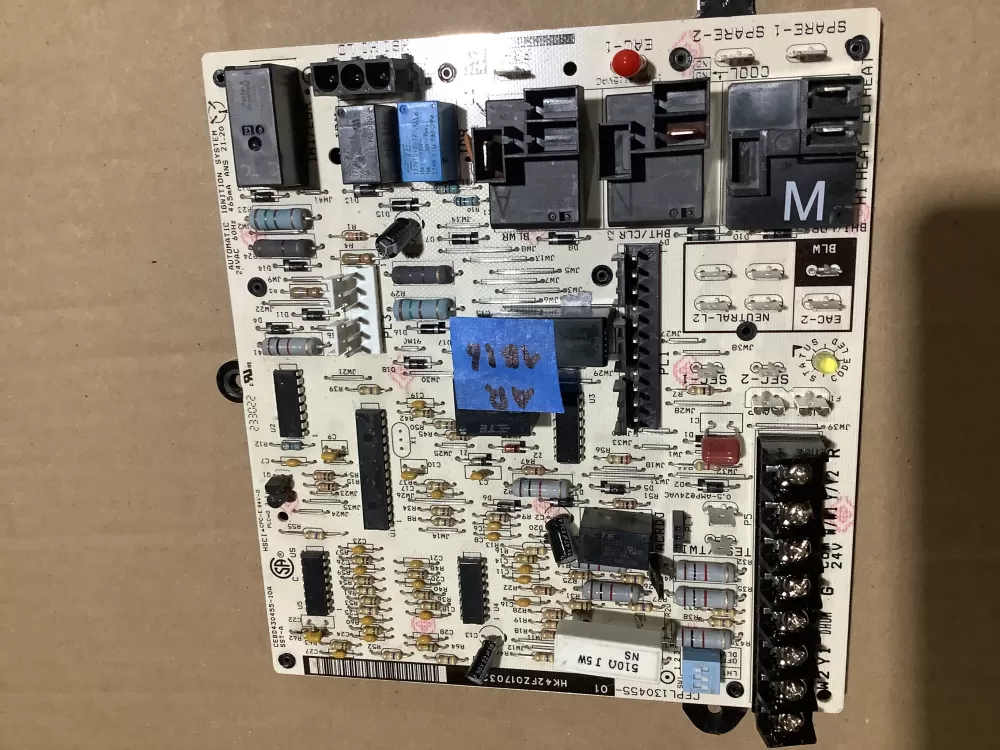 Carrier CEPL130455-01 Furnace Control Board AZ109003 | AR1816