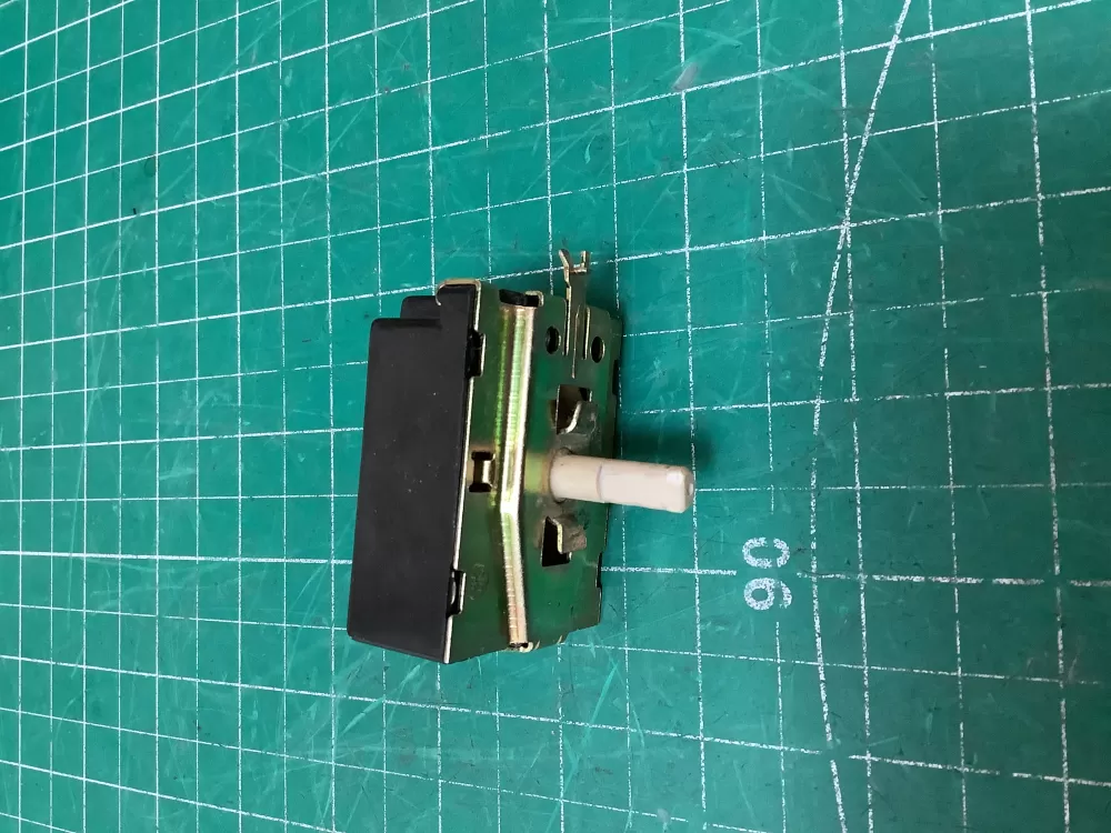 GE 175D2315P009 WE4X881 Dryer Control Board Switch AZ224286 | SL85