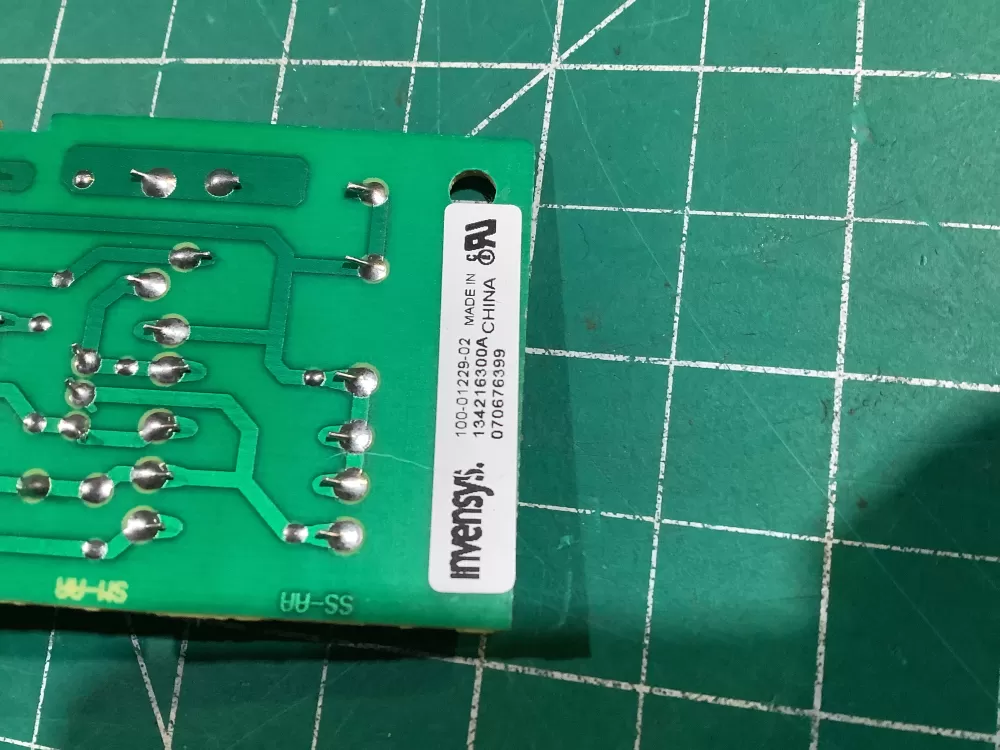 Frigidaire 100 01229 02  Control Board AZ148179 | NR2486
