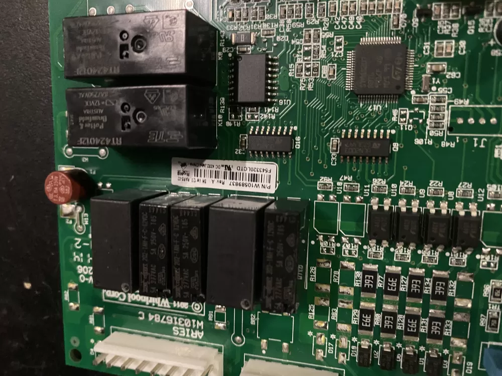 Whirlpool Maytag KitchenAid Kenmore Refrigerator Control Board AZ26226 | BK135