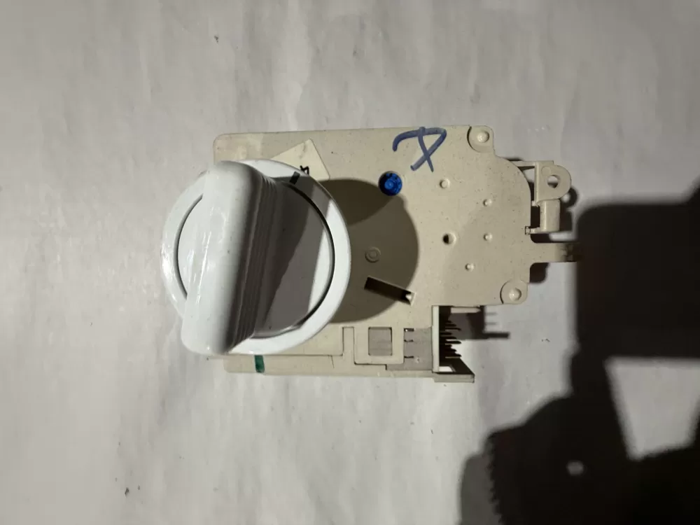 Frigidaire  GE  Kenmore 131758600B Washer Timer