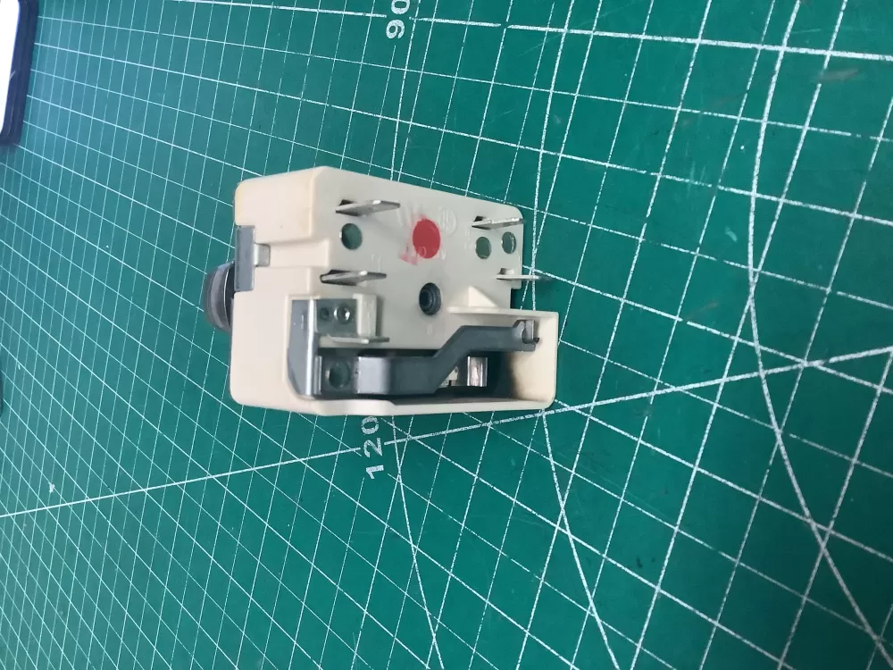 GE  Hotpoint  Kenmore 191D5452P001 Range Switch