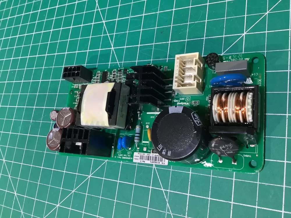 Whirlpool KitchenAid W10624574 Refrigerator Control Board AZ137705 | NR2368