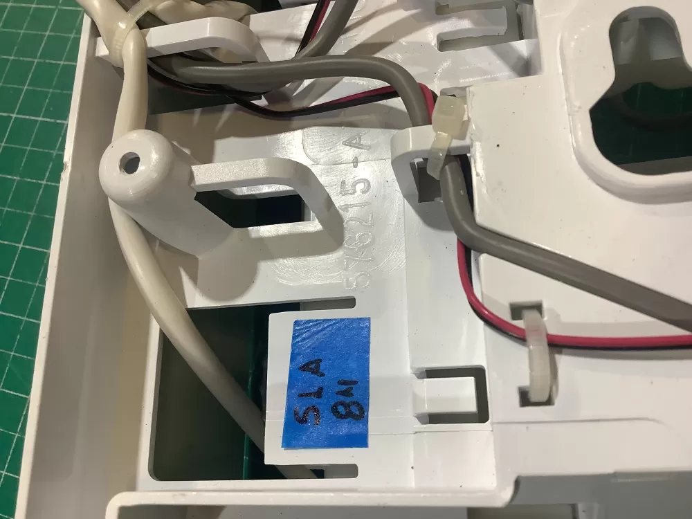 Beko Blomberg 576215-A Refrigerator Ice Maker Assembly AZ231871 | SLA84