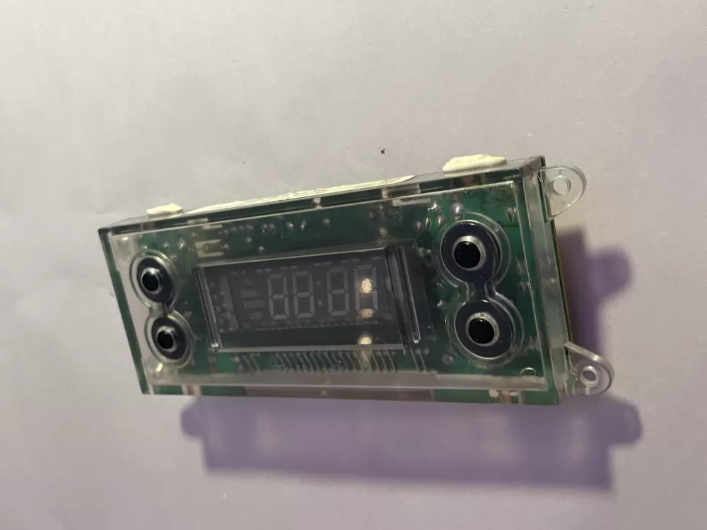 Suburban RV water heater ignition control circuit board AZ195815 | Wm1082