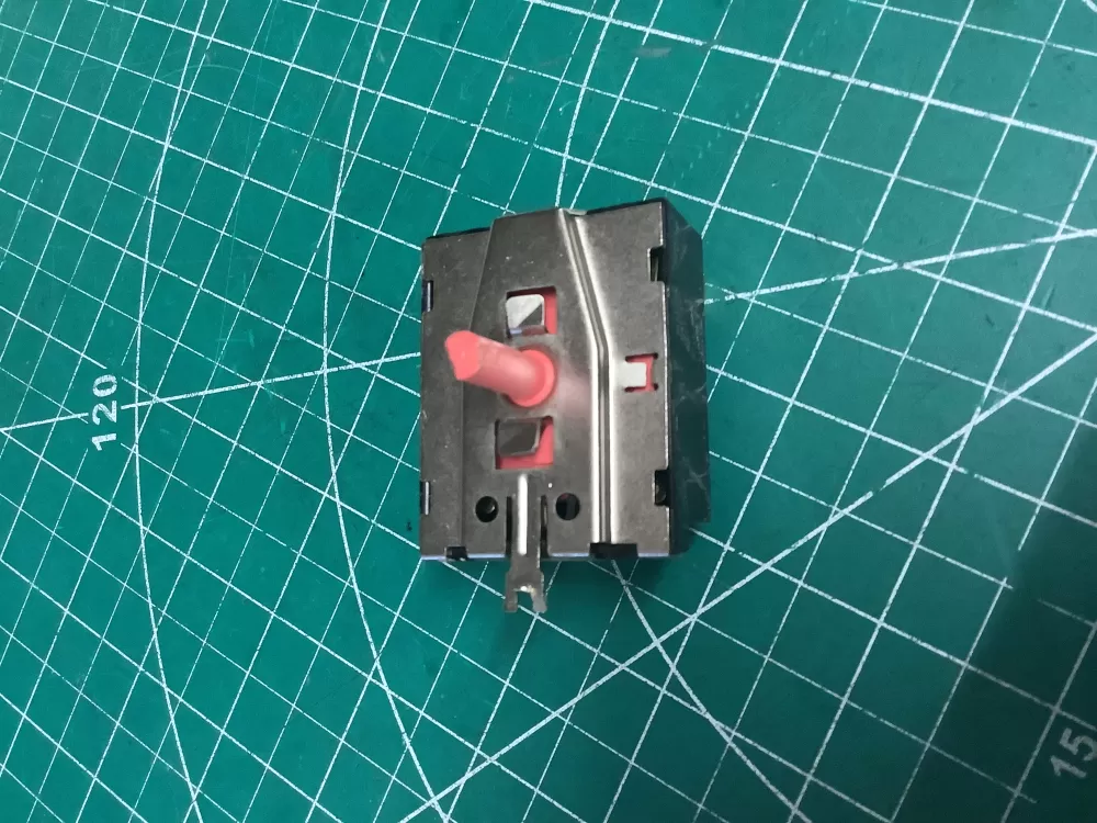 GE 212D1095P004 Dryer Start Switch AZ201506 | SL176