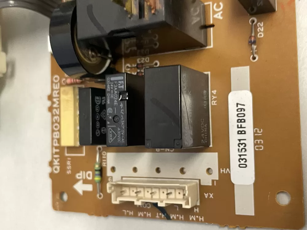 Sharp 031531-BFB097 Microwave Control Board AZ214160 | Wm1052