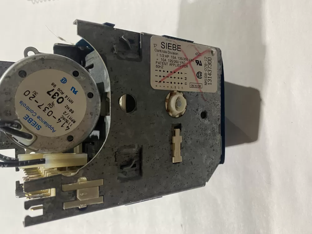Frigidaire 131437300 Washer Timer AZ188796 | BK470
