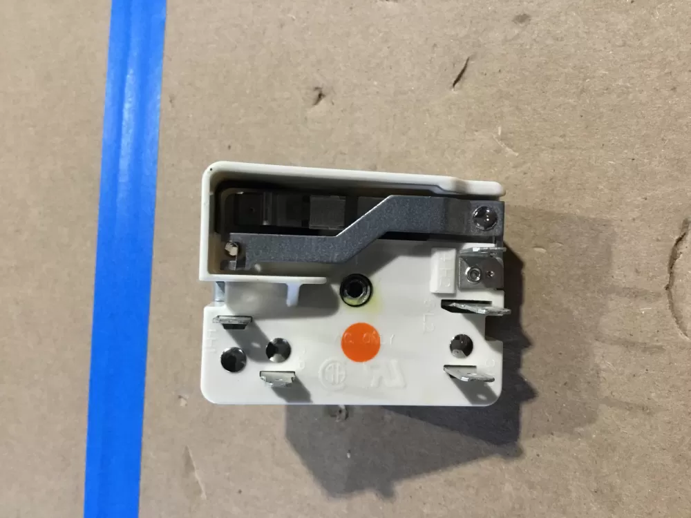 GE Hotpoint Wb24t10029 Range Switch Infinite AZ158820 | Sl135