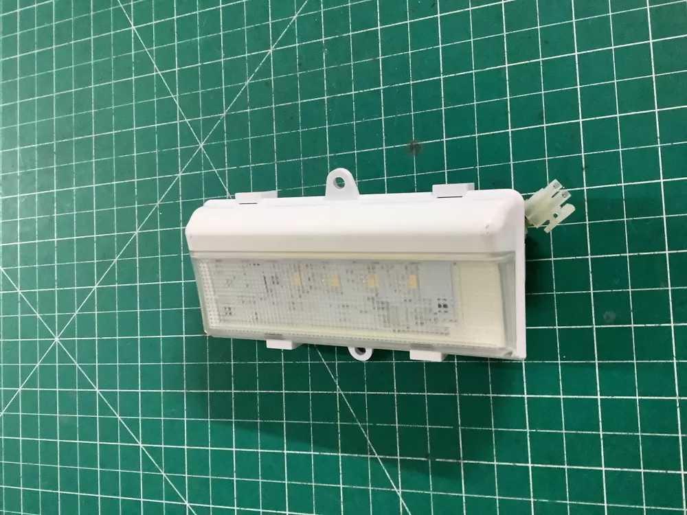 Whirlpool Maytag KitchenAid Kenmore W10360497 WPW10360497 PS11753716 Refrigerator Control Board Light Module