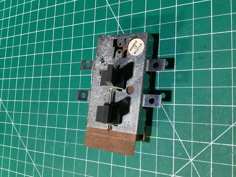 GE 905C186G006 Dryer Control Board Switch