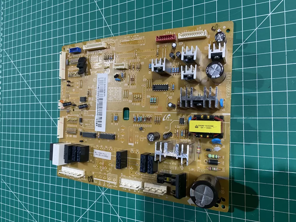 Samsung DA41-00670C DA41-00668A Refrigerator Control Board AZ142706 | NR2401