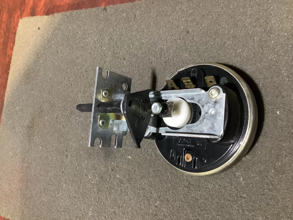 Maytag 738-803-3 Washer Water Level Switch AZ128725 | SL46