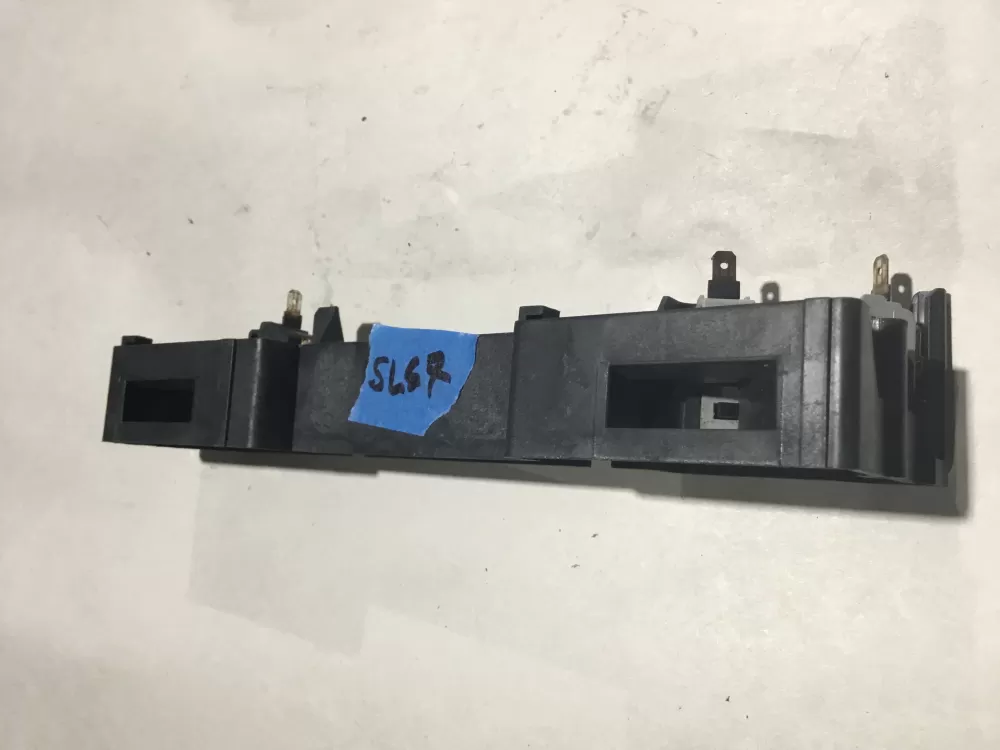 250902044001901 Electrolux Microwave Latch / Lock