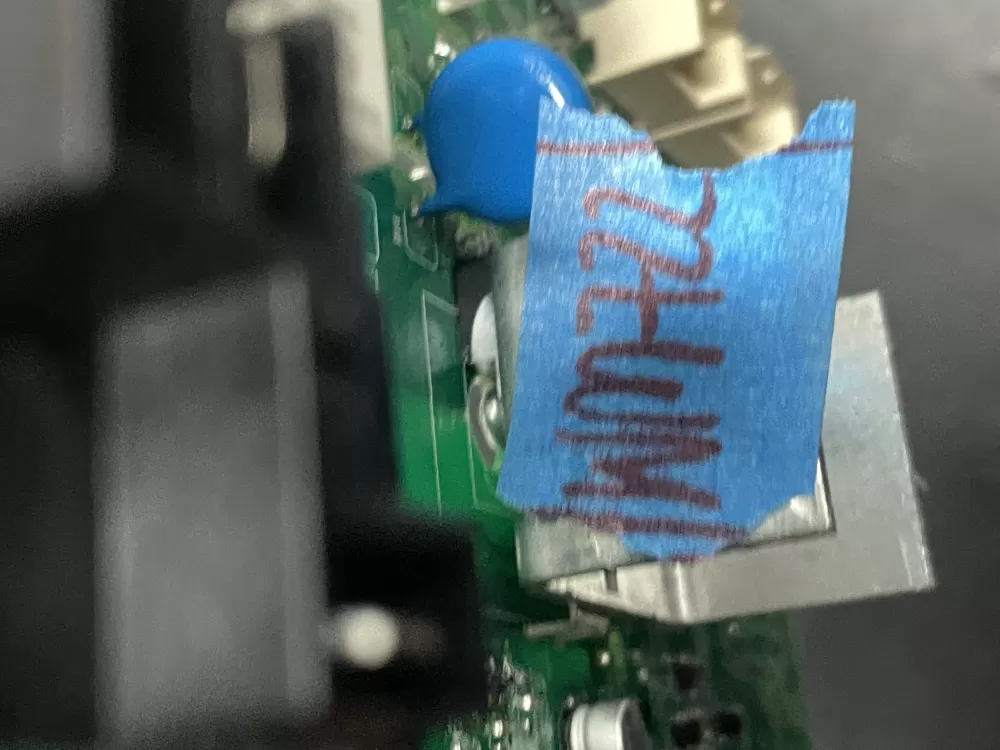 Frigidaire Laundry Center AM-A187009 Main Control Board AZ13978 | 722