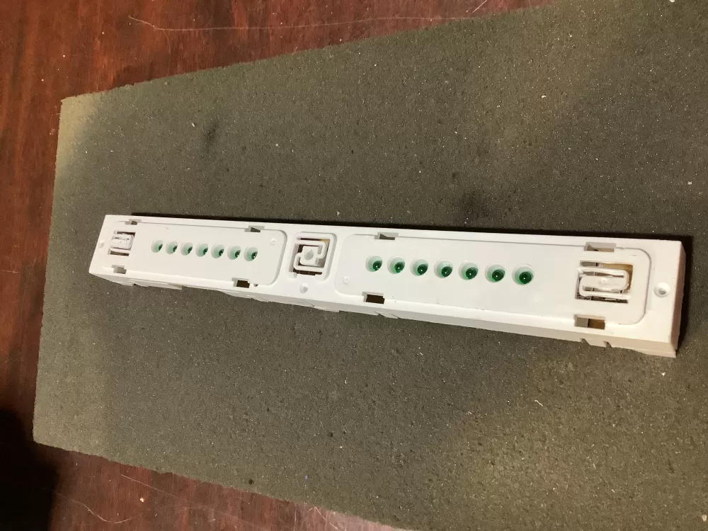 LG  Kenmore  GE  Whirlpool 6870JB8091A Refrigerator Control Board