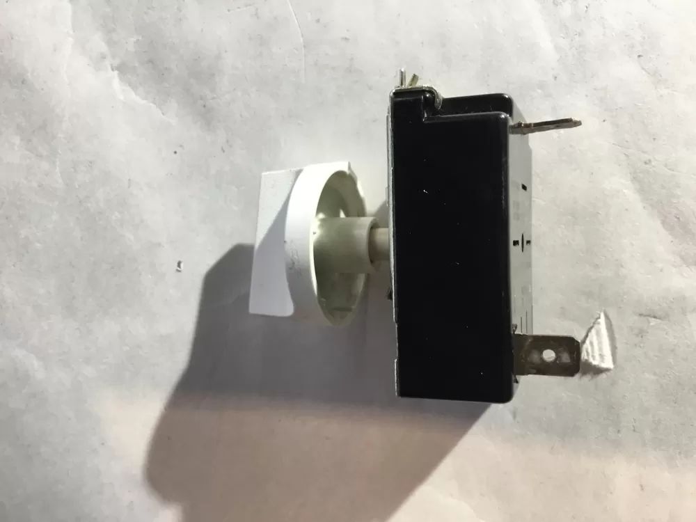 GE 175D2315P009 WE4X881 Dryer Control Board Switch AZ150546 | Sl238