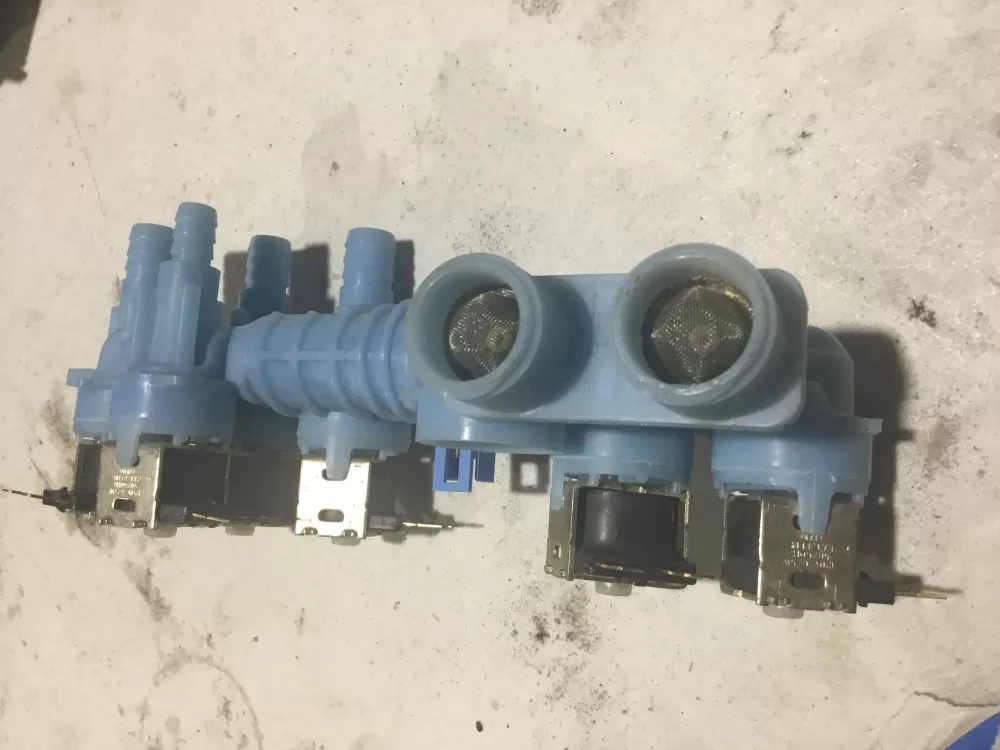 Whirlpool Washer Water Valve 181C16 AZ117398 | Sl96