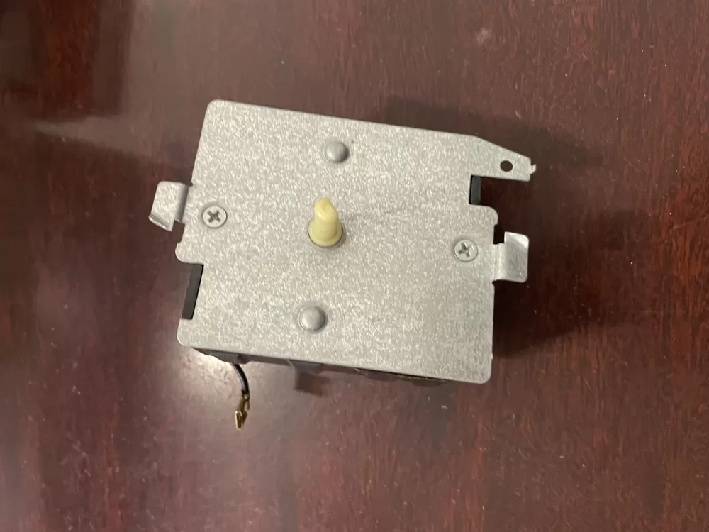 GE 212D1233P007 Dryer General Electric Timer AZ54704 | KM1995
