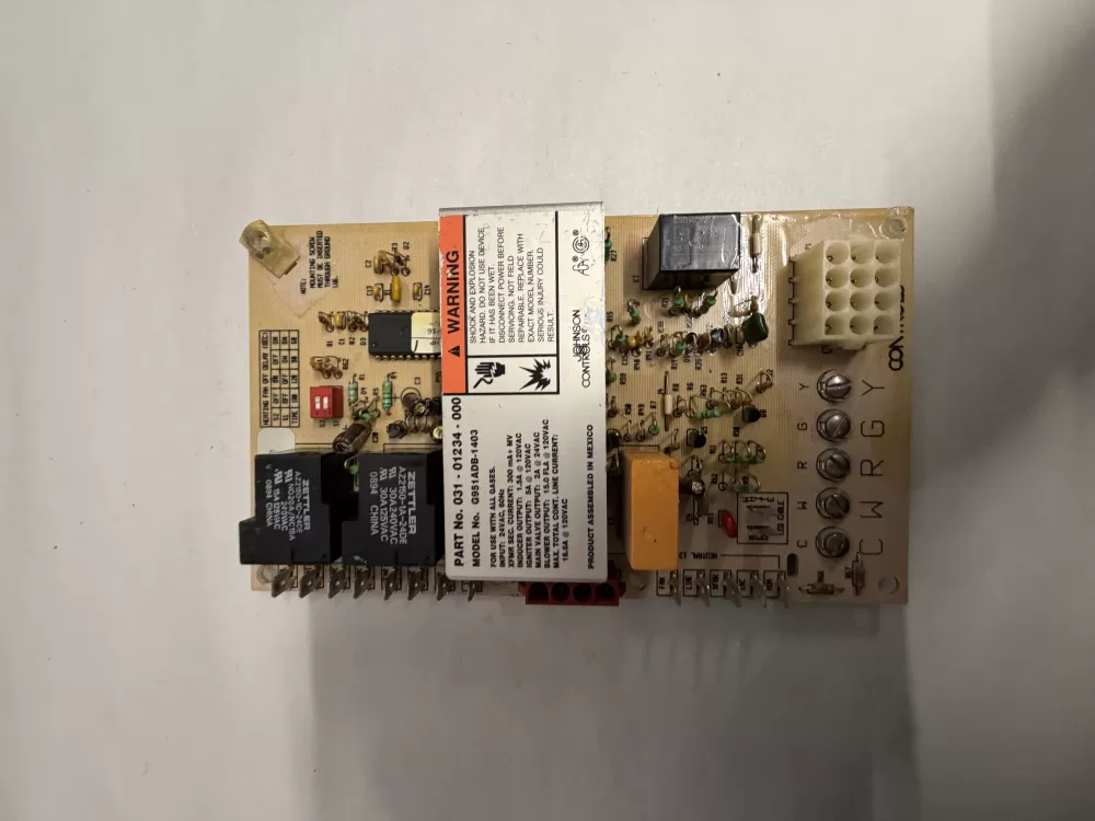LUXAIRE 031-01234-000 CONTROL BOARD