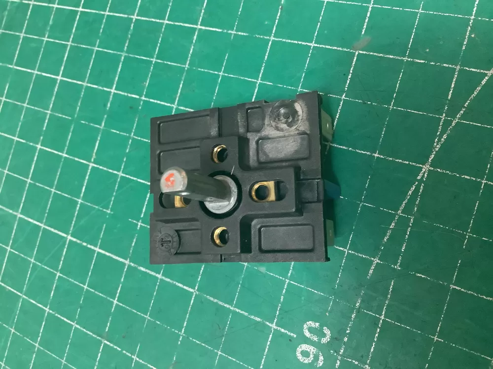 Whirlpool W10917724 Control Board Infinite Switch AZ223248 | SLA125