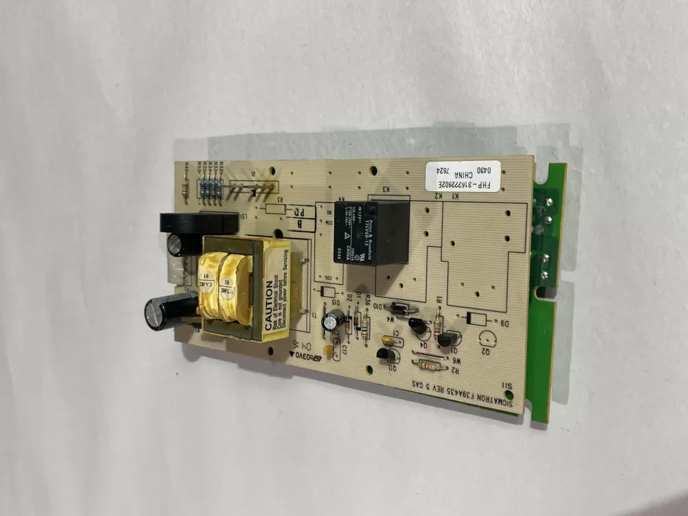Frigidaire 316222802E  F39A435  17CV50-12  T7CV5D  8.8.88  F39A426E  9007V0 Range Timer Control Board
