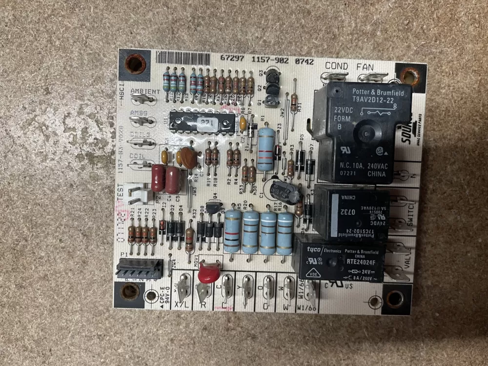 York  Coleman 1157-83-902B 