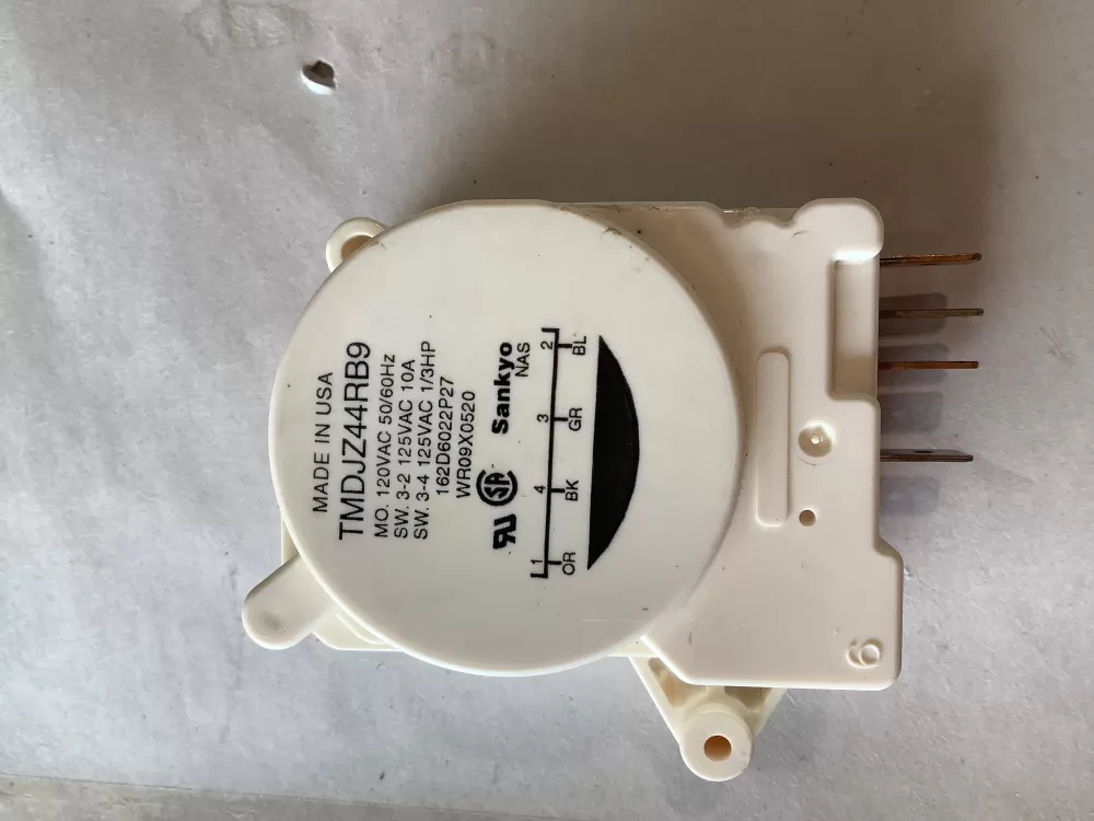 GE  Kenmore  Hotpoint WR9X520  AP2061721  311013  AH310930  EA310930  PS310930  WR09X0520  162D6022P27 Refrigerator Defrost Timer