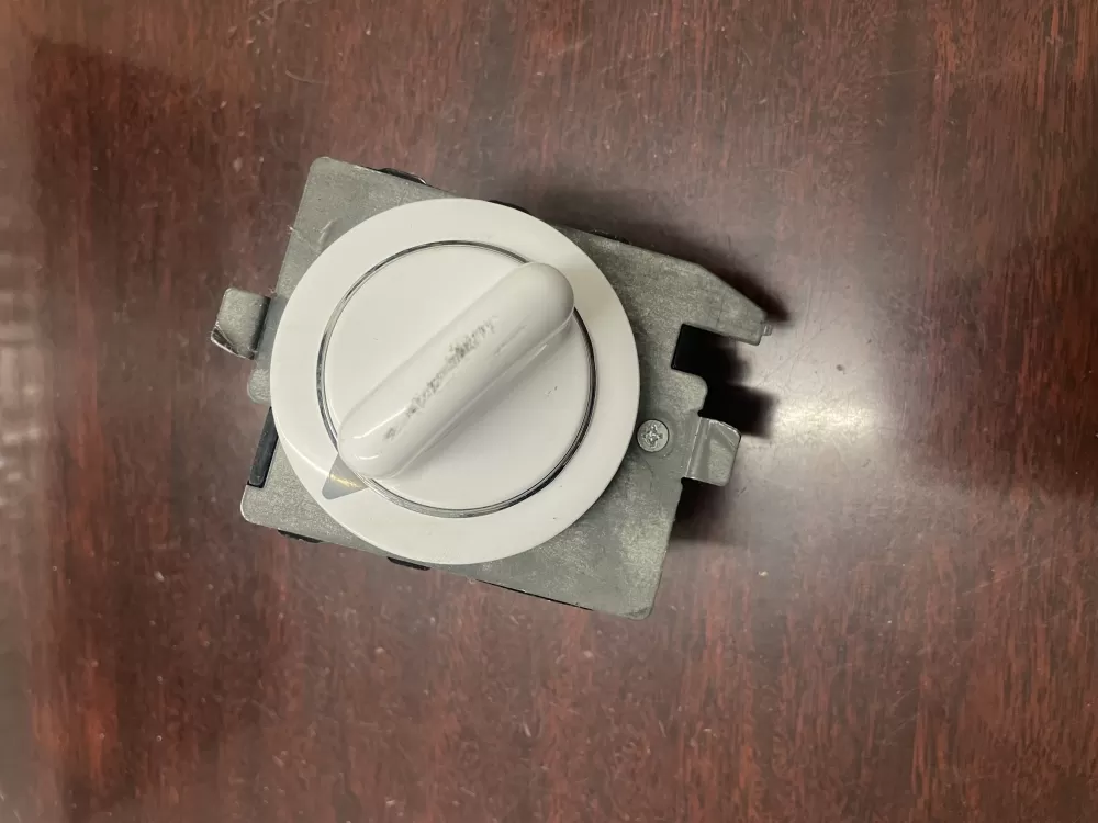 GE 572D520P021 WE4M271 Dryer Timer AZ32007 | KM139