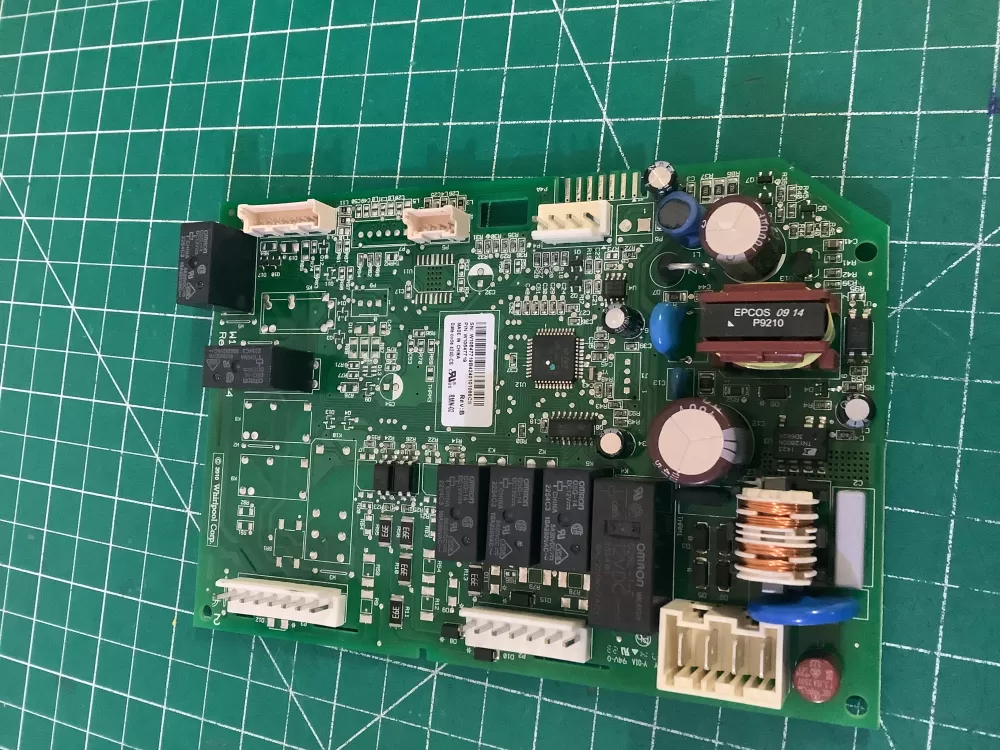 Whirlpool Maytag W10547719 Refrigerator Control Board AZ208016 | NR430
