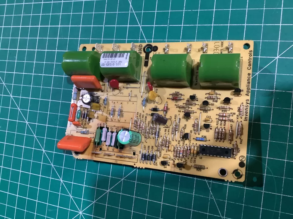 Whirlpool  Amana 100-01323-07 Range Control Board