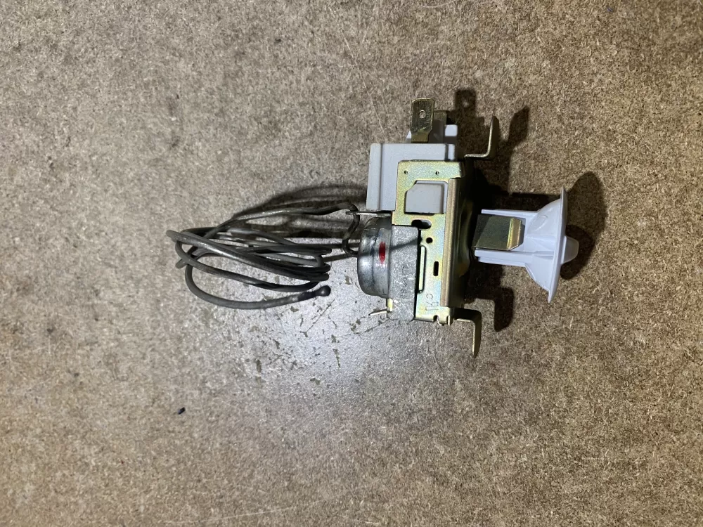 Kenmore 450226-13 Refrigerator Temperature Control Thermostat AZ74039 | BK1383
