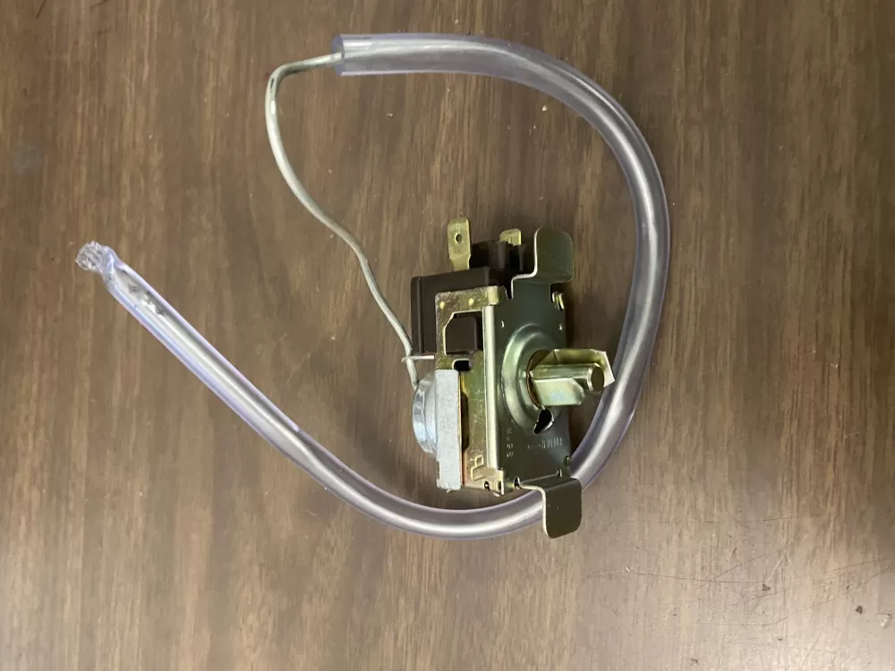 GE 3ART5VC144 Refrigerator Thermostat AZ102657 | BK901