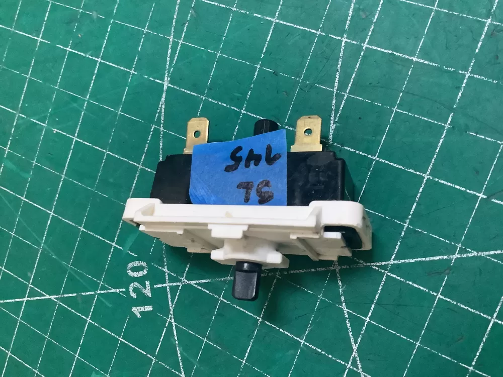 Frigidaire 131628900 Dryer Start Switch AZ220699 | SLA145