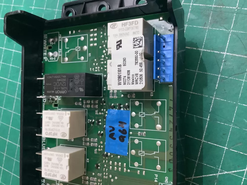 Whirlpool AP6887135 W10828141 Range Control Board AZ215952 | ARV964