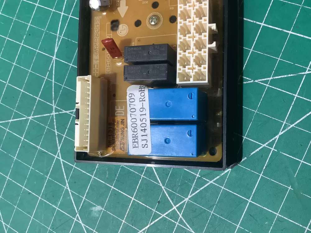Kenmore LG EBR60070709 Refrigerator Control Board AZ190358 | AR322