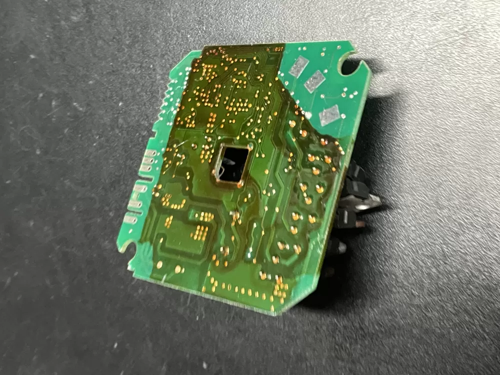 Flextronics 5560 008 256 Control Board AZ4798 | 1593WM