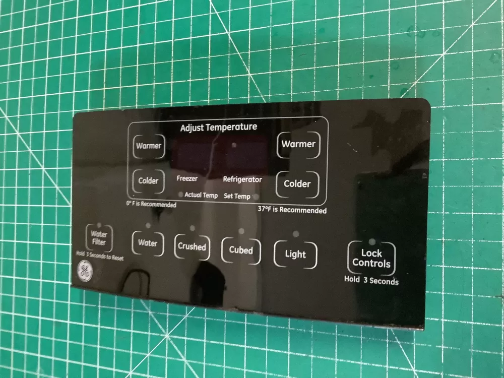 GE  GEA1767112840335 Refrigerator Dispenser Control Board