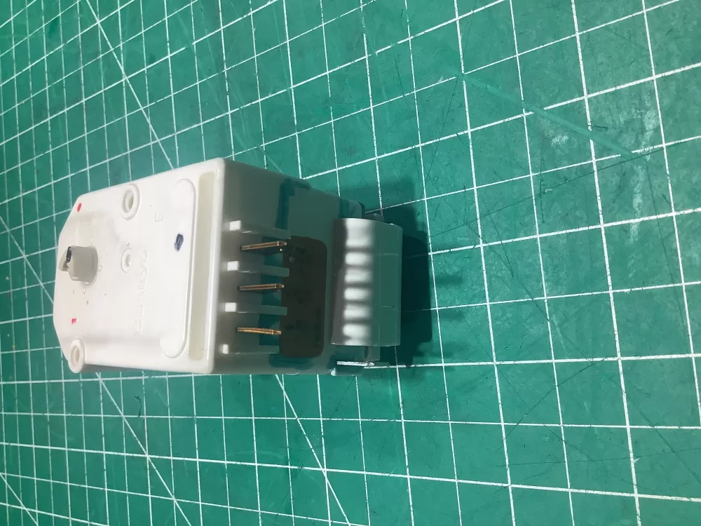 Hotpoint Kenmore LG 6914JB2006G 6914JB2006C  Defrost Timer AZ143137 | AR644