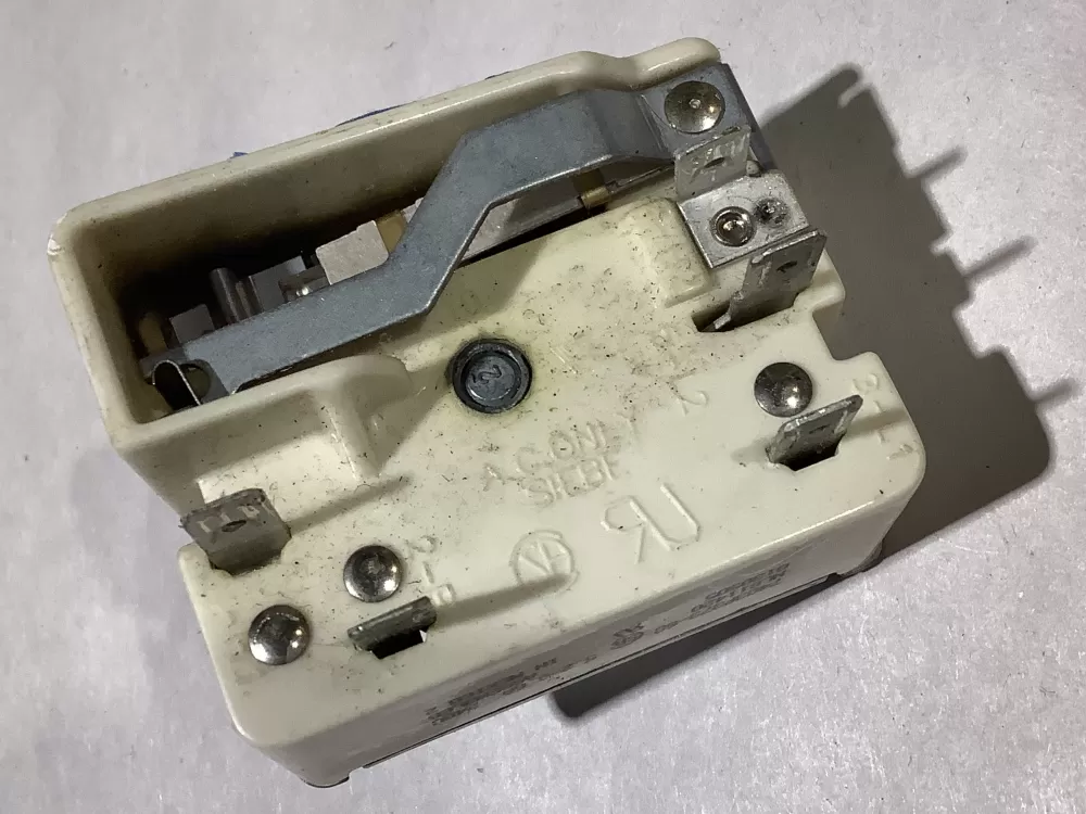 Whirlpool  7403P373-60 Range 