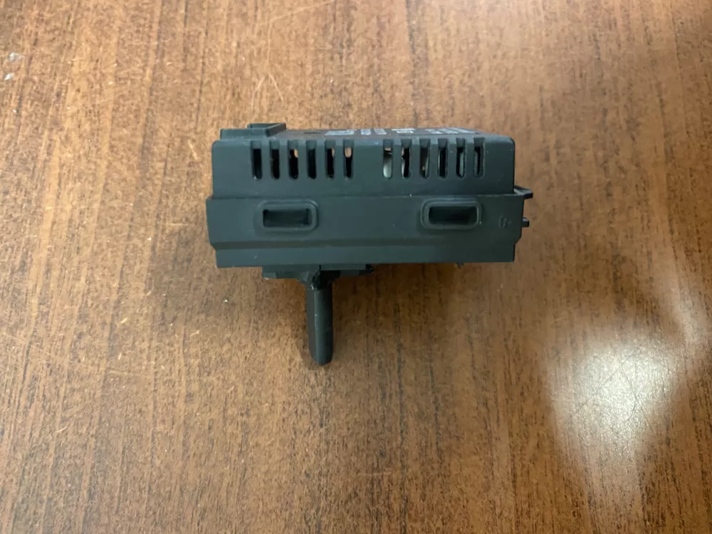 Whirlpool  Maytag  Kenmore AP6237529 W10114118 W10913964 WPW10114118 W11103599 PS12074684 Dryer Control Board Switch