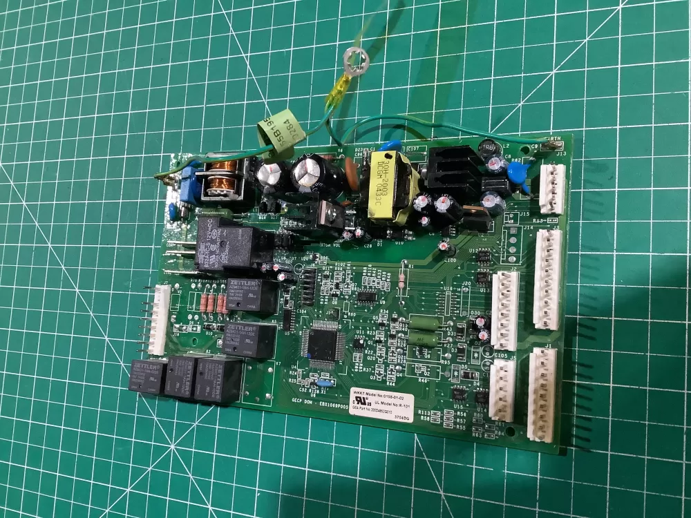 GE 200D4852G010 EBX1069P005 Refrigerator Control Board AZ152813 | NR43