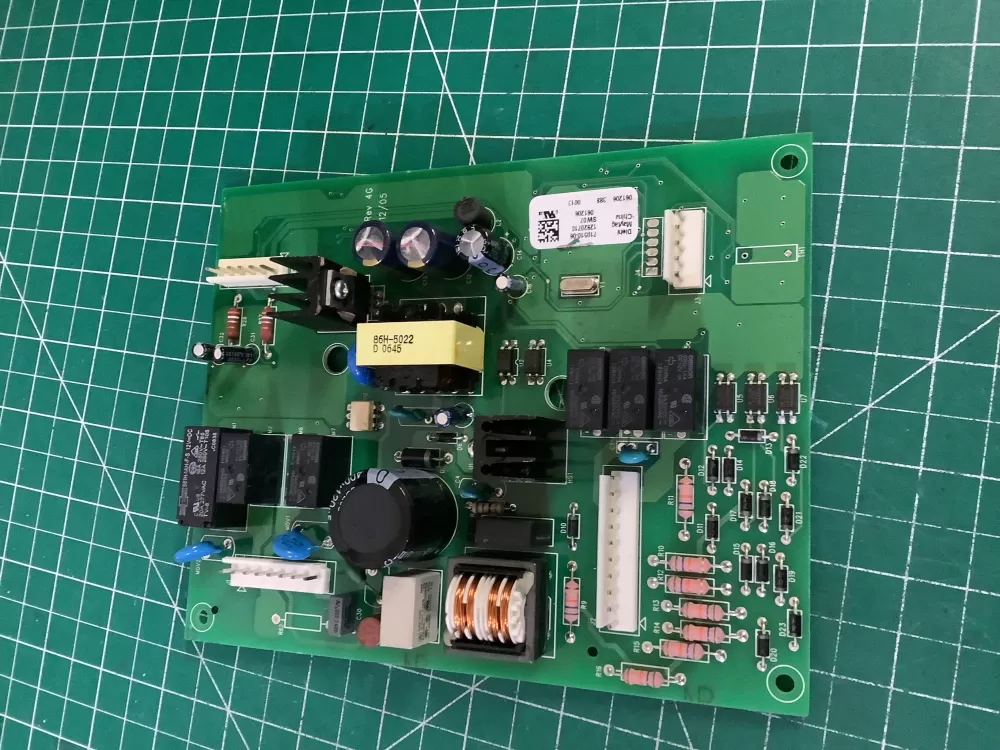 Whirlpool Kenmore Maytag 720961 00 Refrigerator Control Board AZ184833 | NR2692