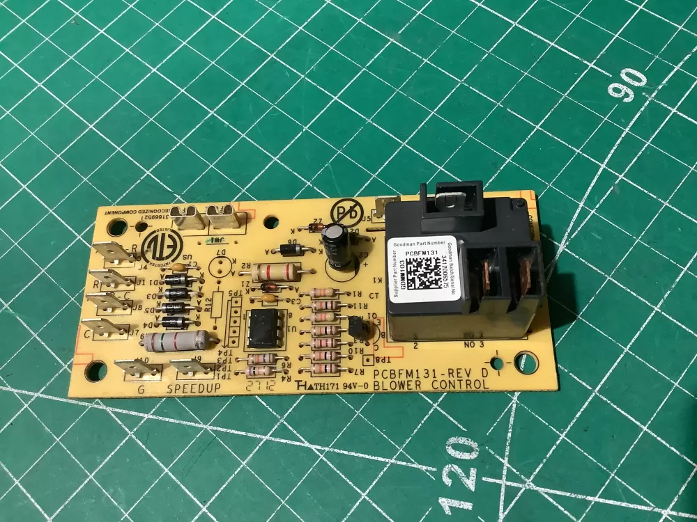 Goodman Amana PCBFM131 Furnace Control Board 31669521 AZ190504 | AR1772