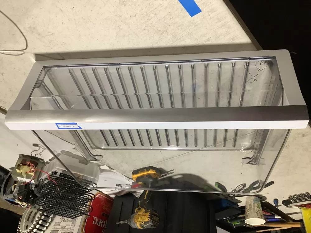 4904990400 Blomberg Small Freezer Drawer AZ113541 | SL178