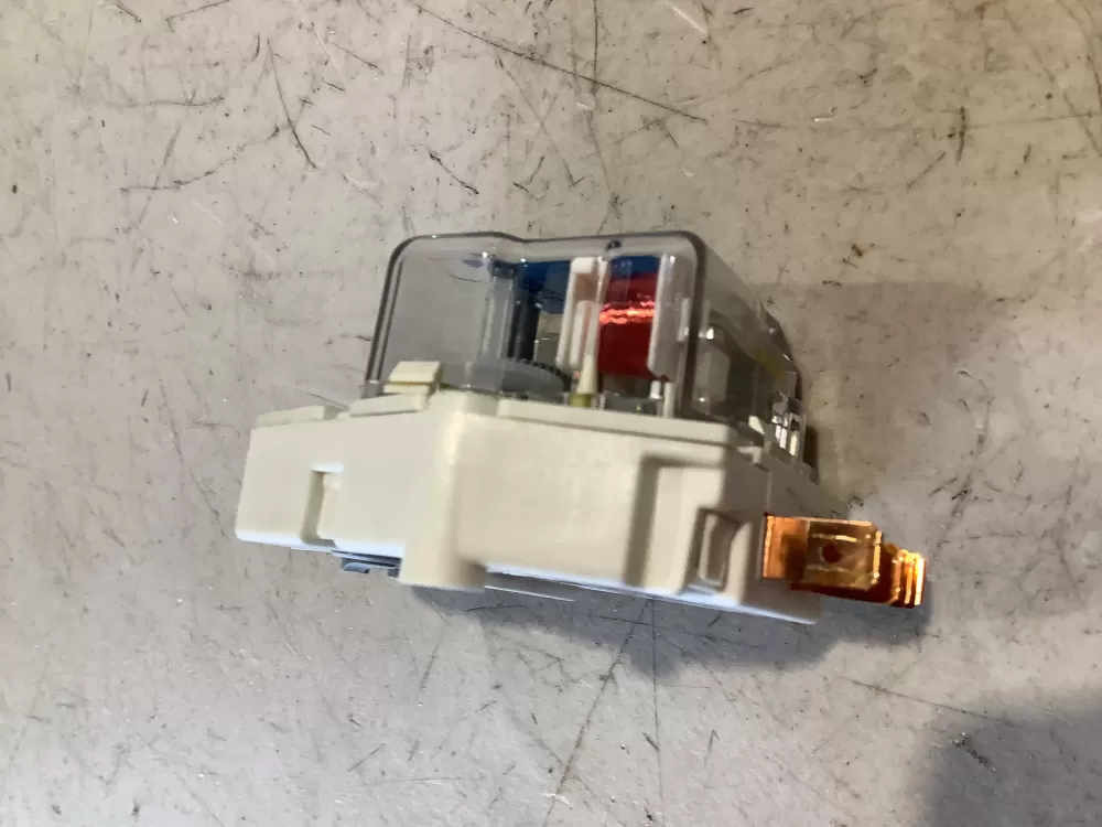 Whirlpool Kenmore W10822278 Refrigerator Defrost Timer AZ157391 | SL248