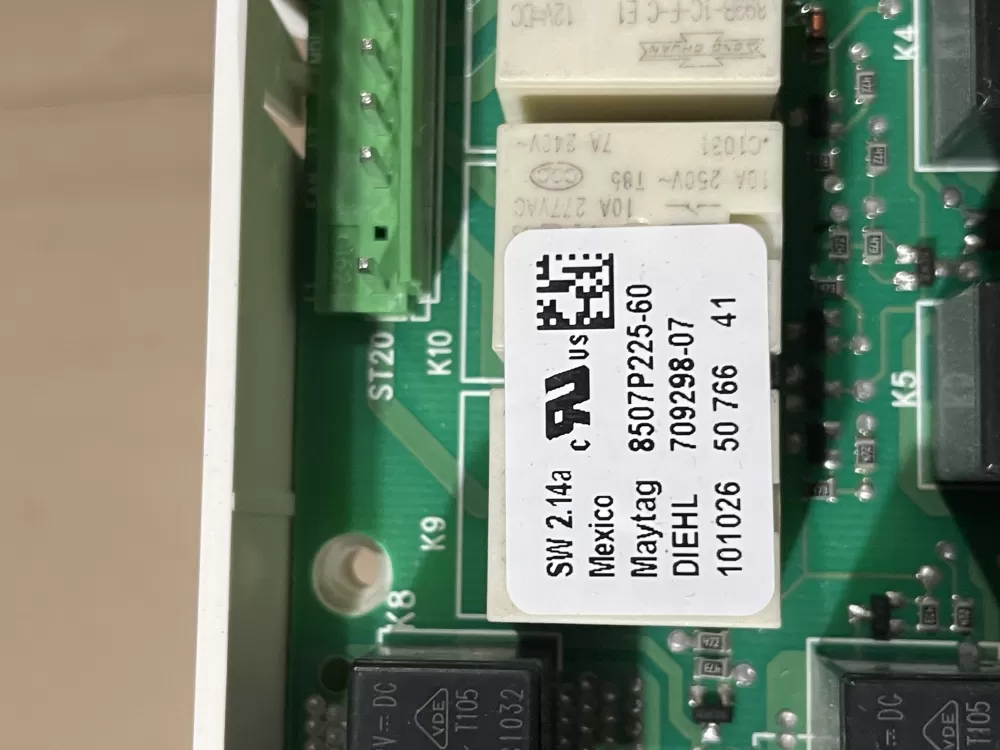 Whirlpool 74011718 8507P225 60 8507P377 Range Control Board AZ93980 | Wmv569